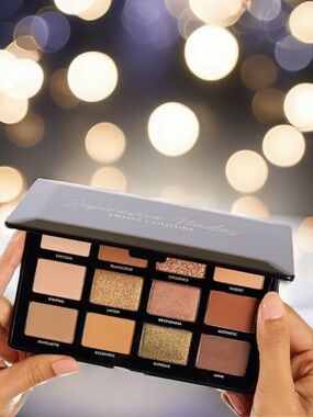 Artist Couture Supreme Nudes Eyeshadow Palette Lightly Used